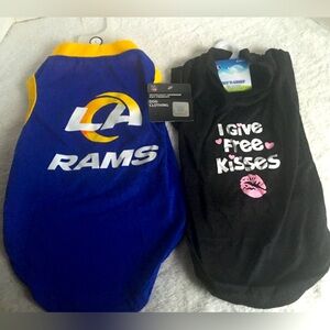 Dog 2 Shirts Clothes Puppy “I Give Free Kisses” And “LA Rams” Size Large